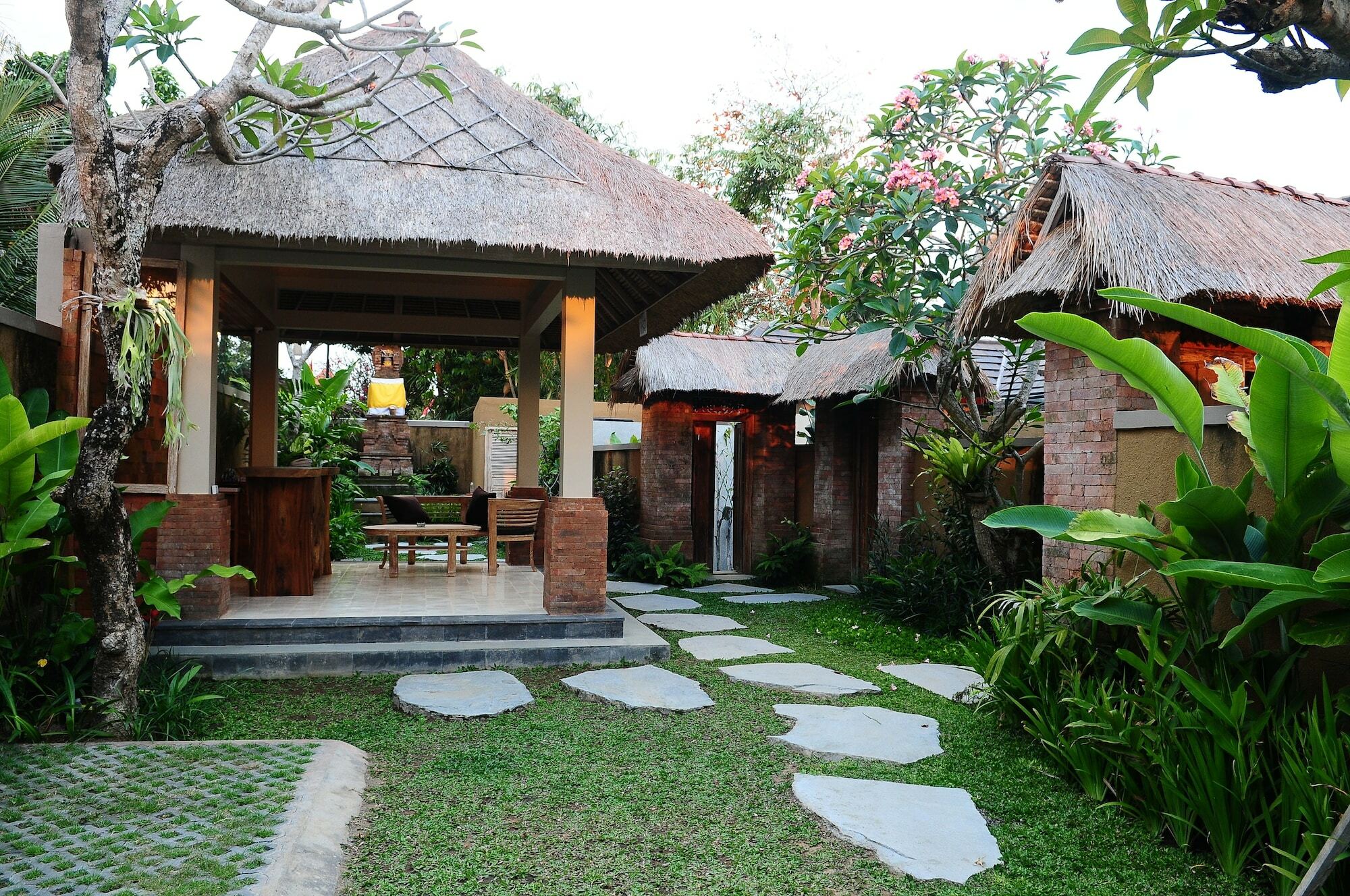 Letung Sanctuary Ubud Sukawati エクステリア 写真